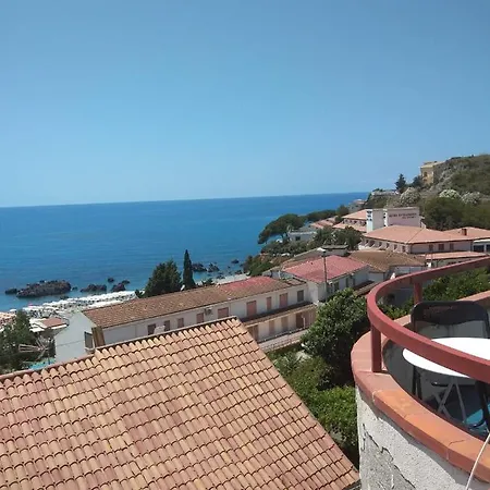 This Has A Terrace And Sea Views. Apartment *