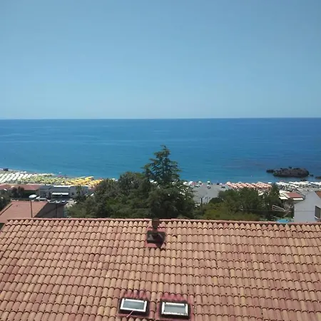 Apartment This Has A Terrace And Sea Views.