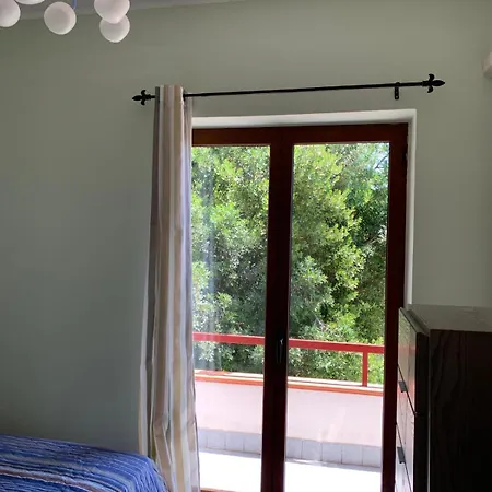 Apartment This Has A Terrace And Sea Views. Scalea
