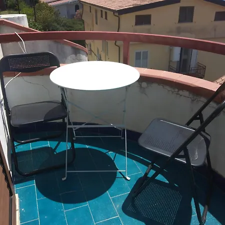This Has A Terrace And Sea Views. Apartment *