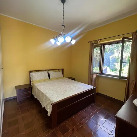 This Has A Terrace And Sea Views. Apartmán *